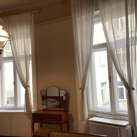 Central Apartments Of 부다페스트 외부 사진