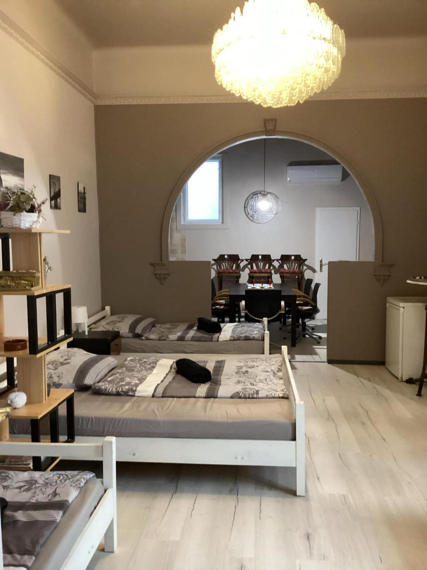 Central Apartments Of 부다페스트 외부 사진